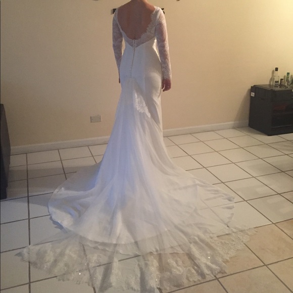 Wedding Dress - Picture 9 of 9